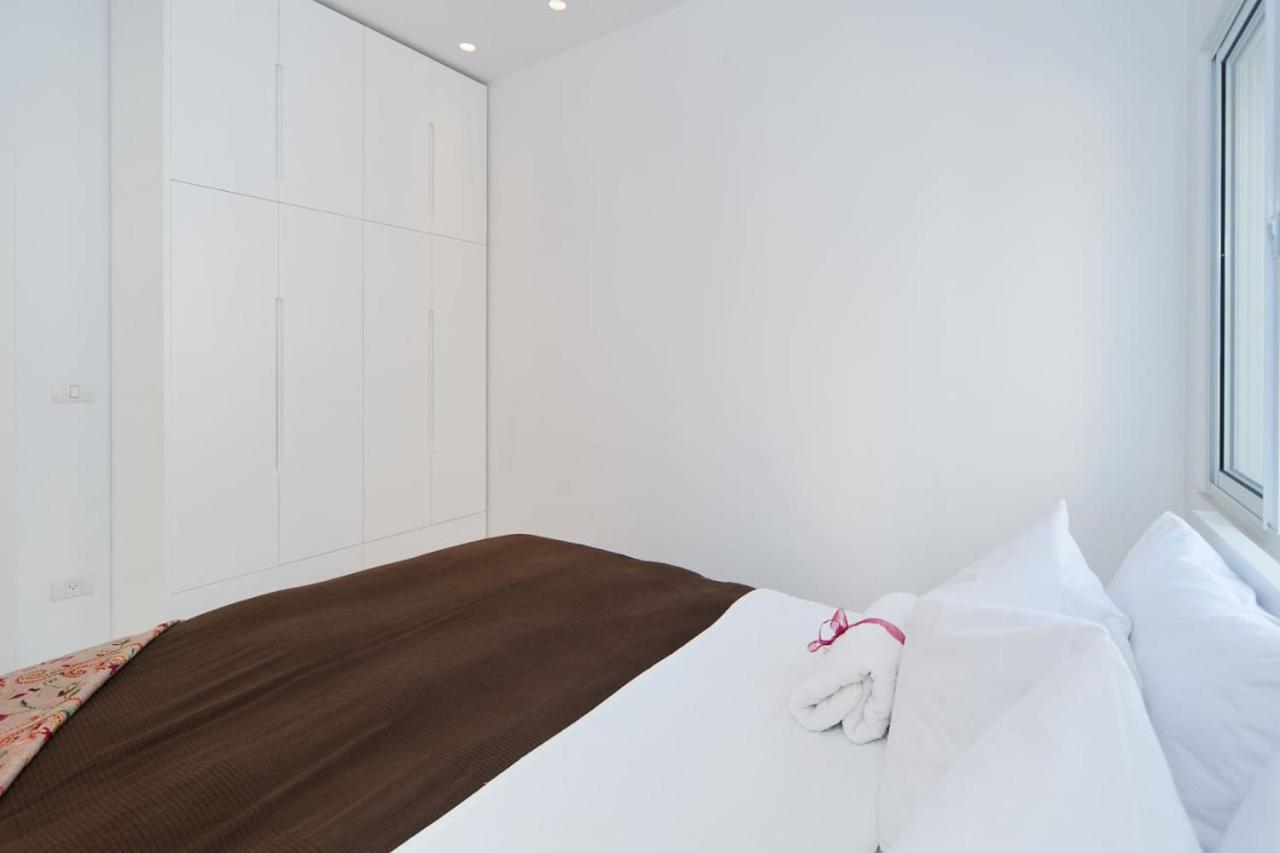 Beach And Sunset Panorama Apartment By Sea N' Rent Tel Aviv Bagian luar foto